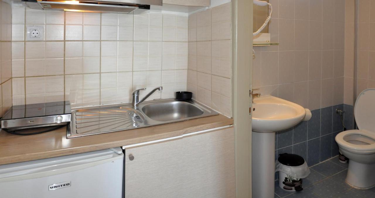 Coralli Beach Studios-Apartments Kallithea  Esterno foto