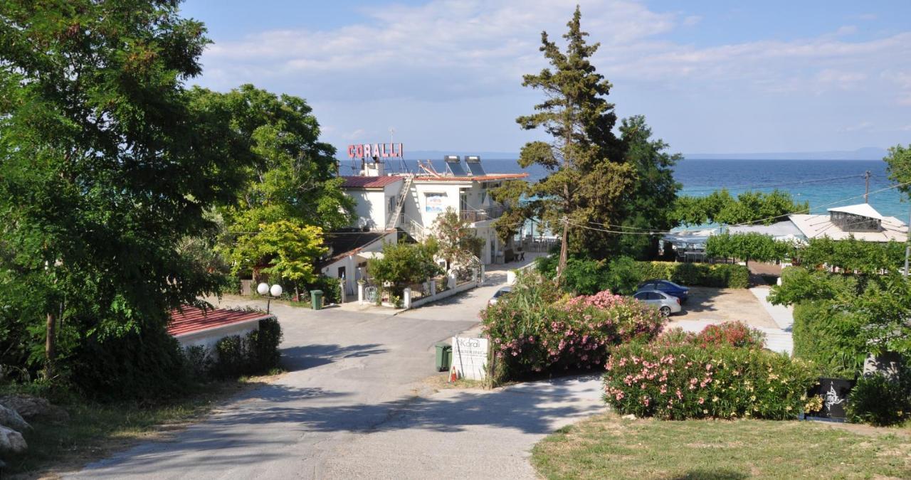 Coralli Beach Studios-Apartments Kallithea  Esterno foto