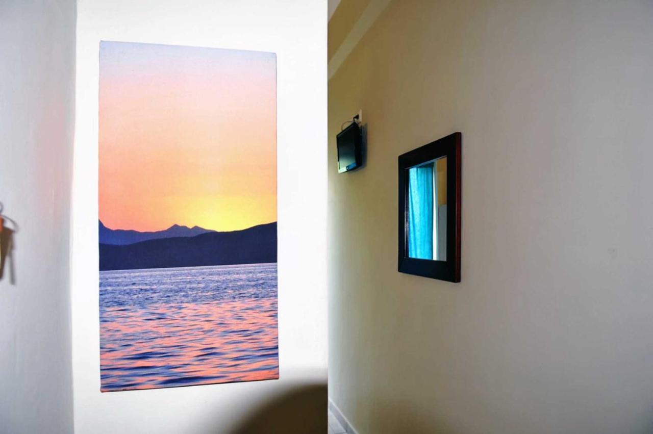 Coralli Beach Studios-Apartments Kallithea  Esterno foto